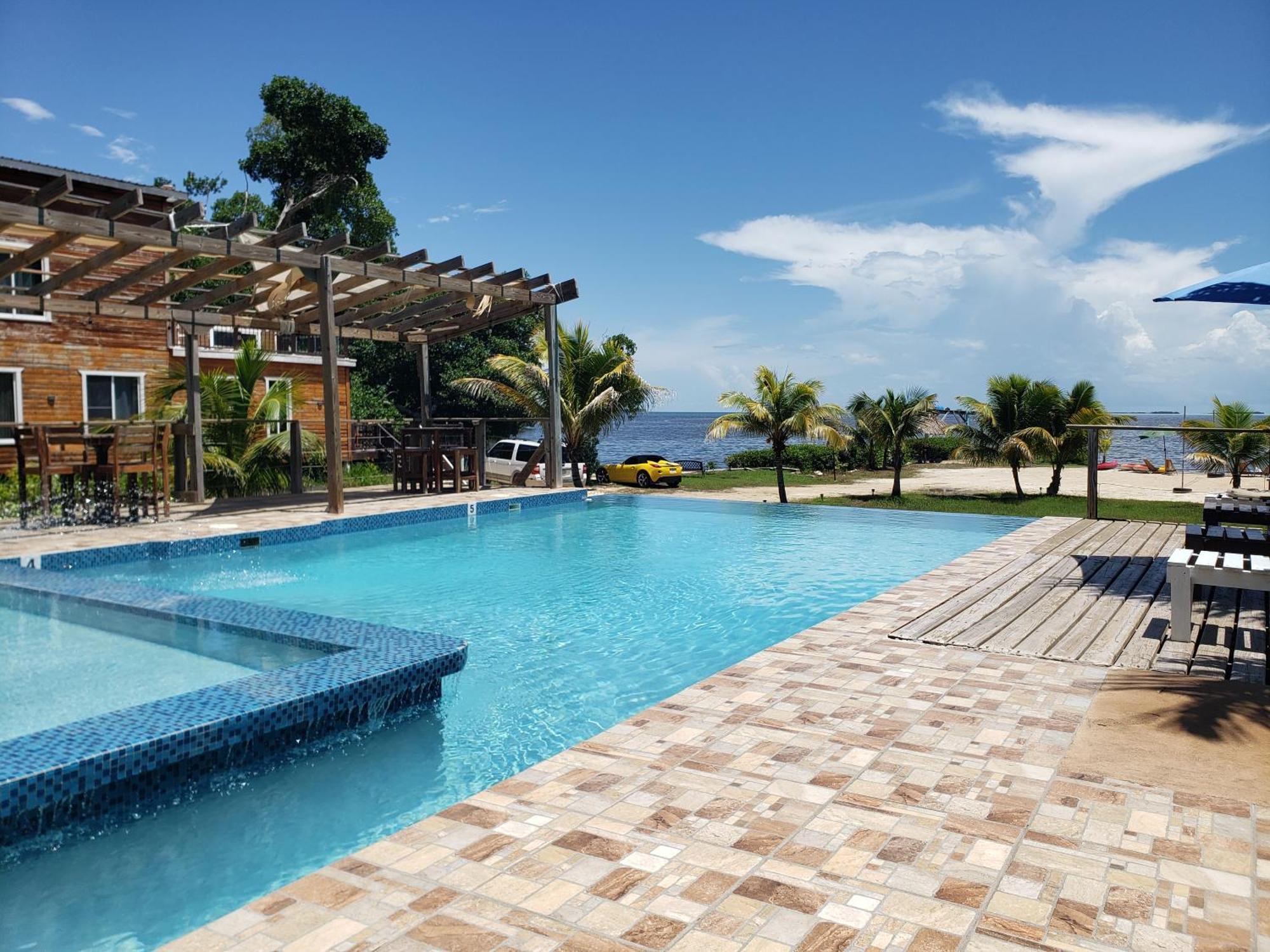 Seaside Chateau Resort Belize City Exteriér fotografie